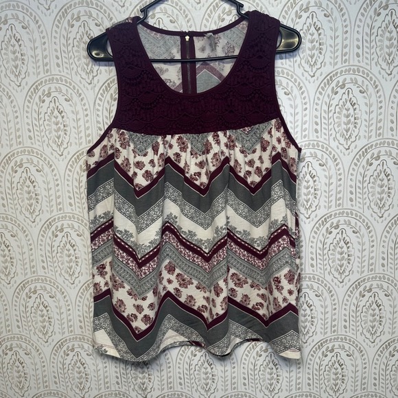 Vanity Tops - Vanity Women's Burgundy Lace Chevron Floral Print Sleeveless Tank Top XL boho
